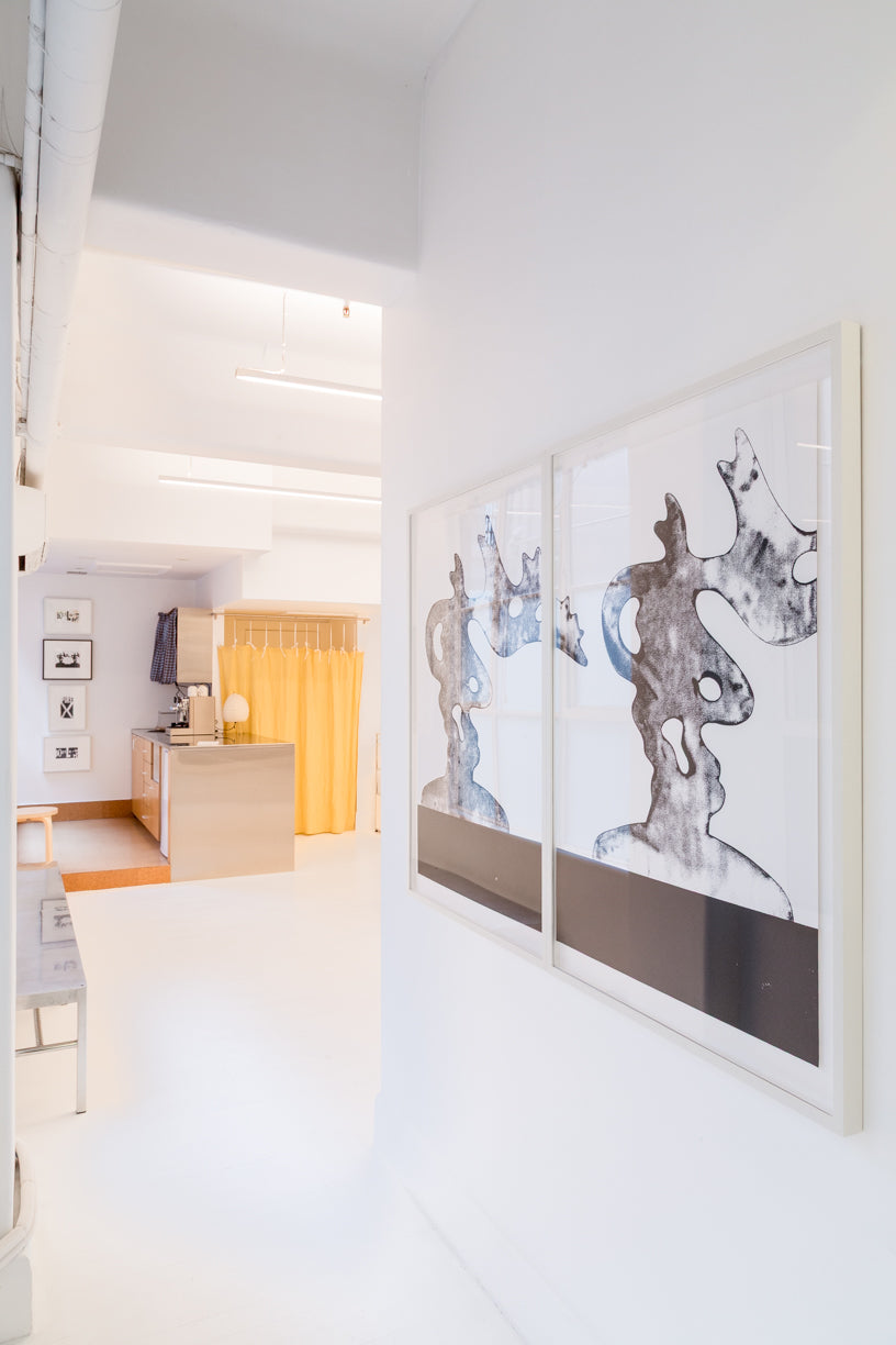 Profile Silouette; X (AP), 2025